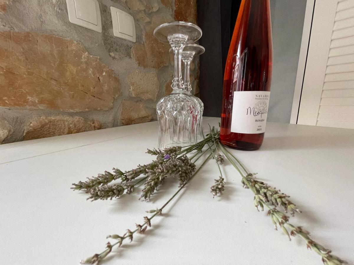 Villa Amore Radini Istrian Romantic Studio With Private Parking And Terrace Brtonigla Exteriör bild