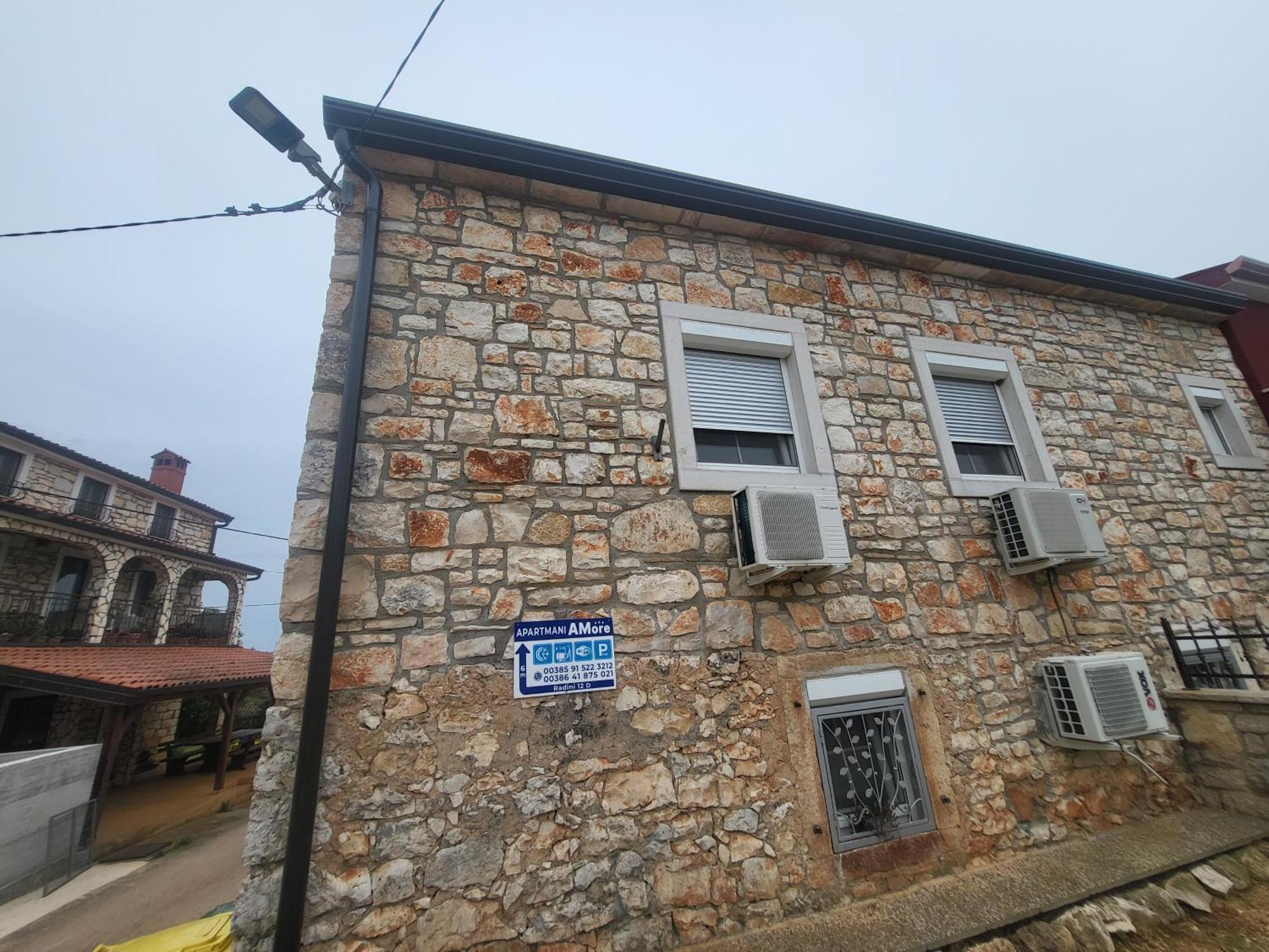 Villa Amore Radini Istrian Romantic Studio With Private Parking And Terrace Brtonigla Exteriör bild